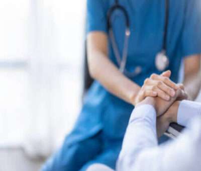 Áreas de trabajo de enfermería: especializaciones y demanda laboral en 2023