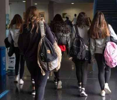 Informe PISA: España obtiene su peor resultado, pero resiste el batacazo educativo global mejor que su entorno