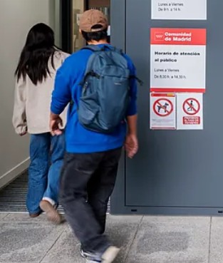 El paro sube en 60.100 personas en verano y el empleo marca nuevo récord, con 22,3 millones de ocupados